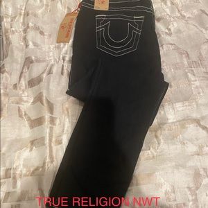 True Religion Skinny jeans NWT SZ 33